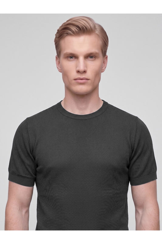 Erkek Bisiklet Yaka Kısa Kollu Triko Tişört – Slim Fit Modern Kesim Yazlık T-Shirt - Siyah