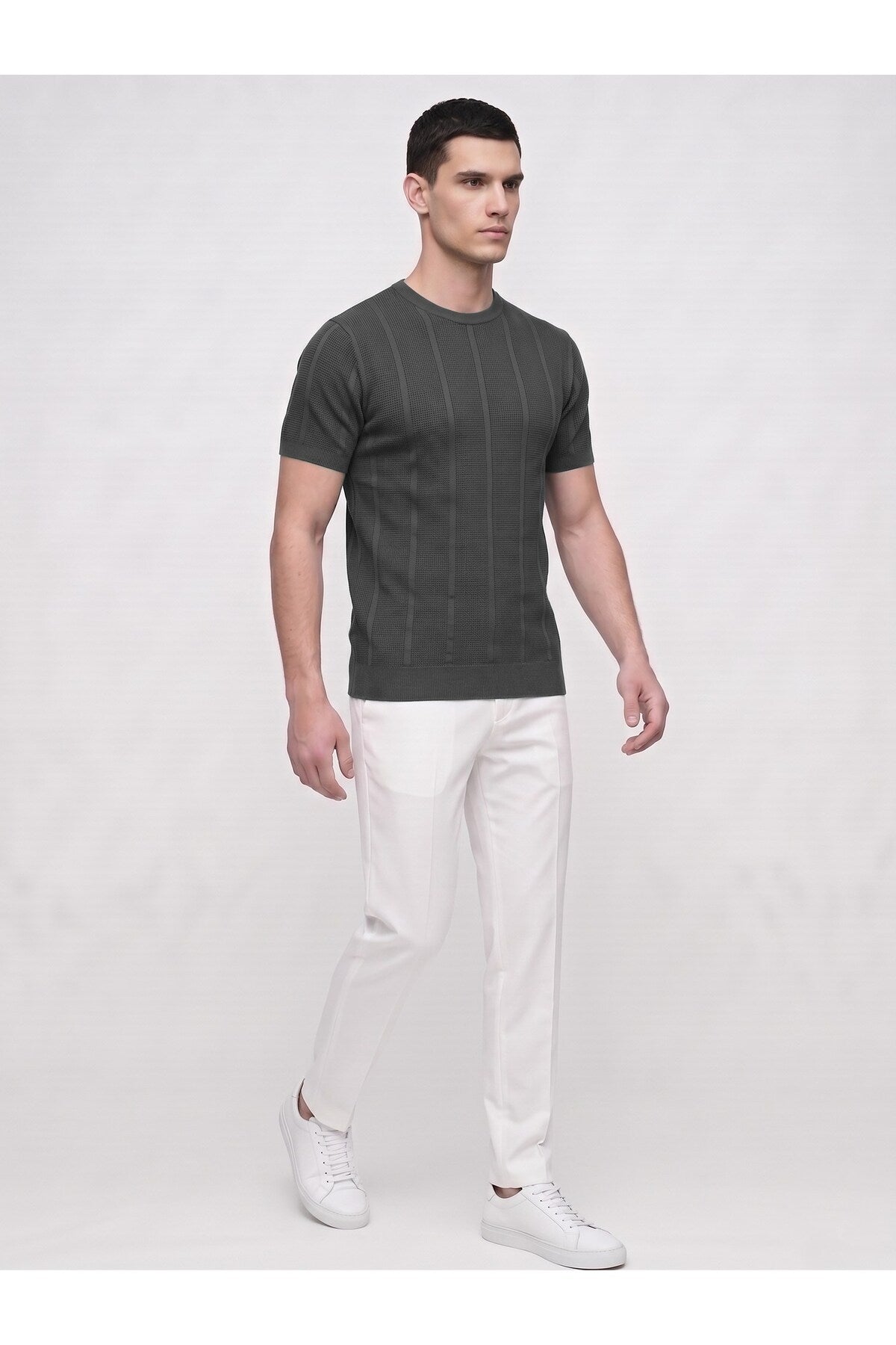 Erkek Bisiklet Yaka Kısa Kollu Triko Tişört – Dokulu Örgü Modern Kesim Yazlık T-Shirt - Siyah