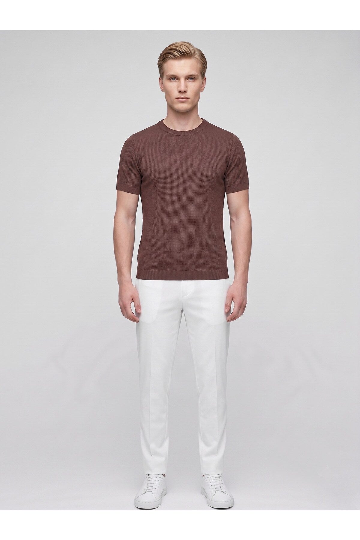 Erkek Bisiklet Yaka Kısa Kollu Triko Tişört – Slim Fit Modern Kesim Yazlık T-Shirt - Kahverengi