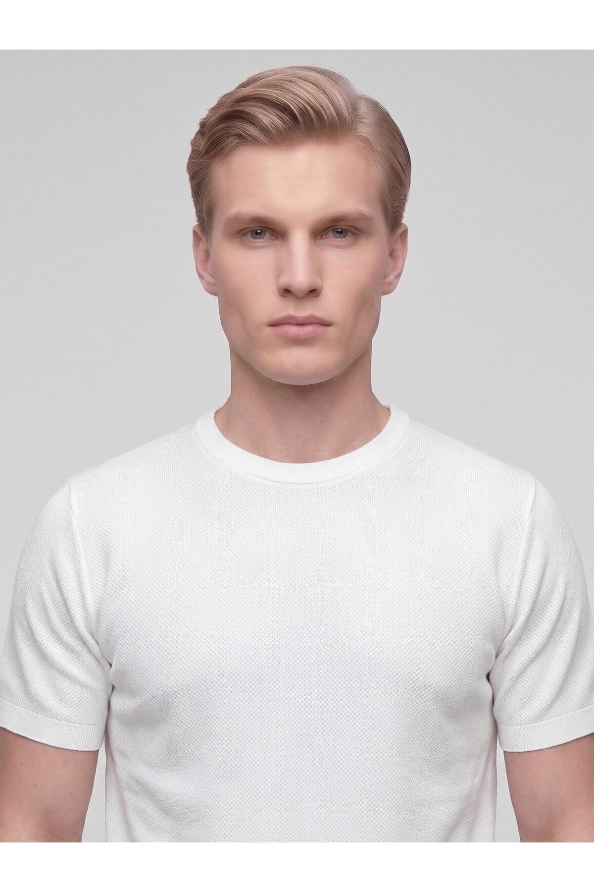 Erkek Bisiklet Yaka Kısa Kollu Triko Tişört – Slim Fit Modern Kesim Yazlık T-Shirt - Beyaz