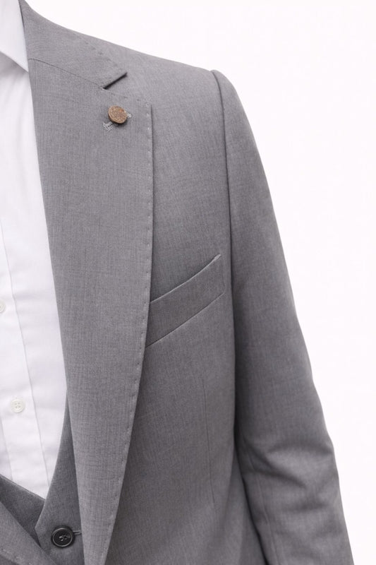 Erkek Klasik Slim Fit Takım Elbise – Notch Yaka, Yaka Punto Dikişli, Tek Düğmeli, Çift Yırtmaçlı - Gri