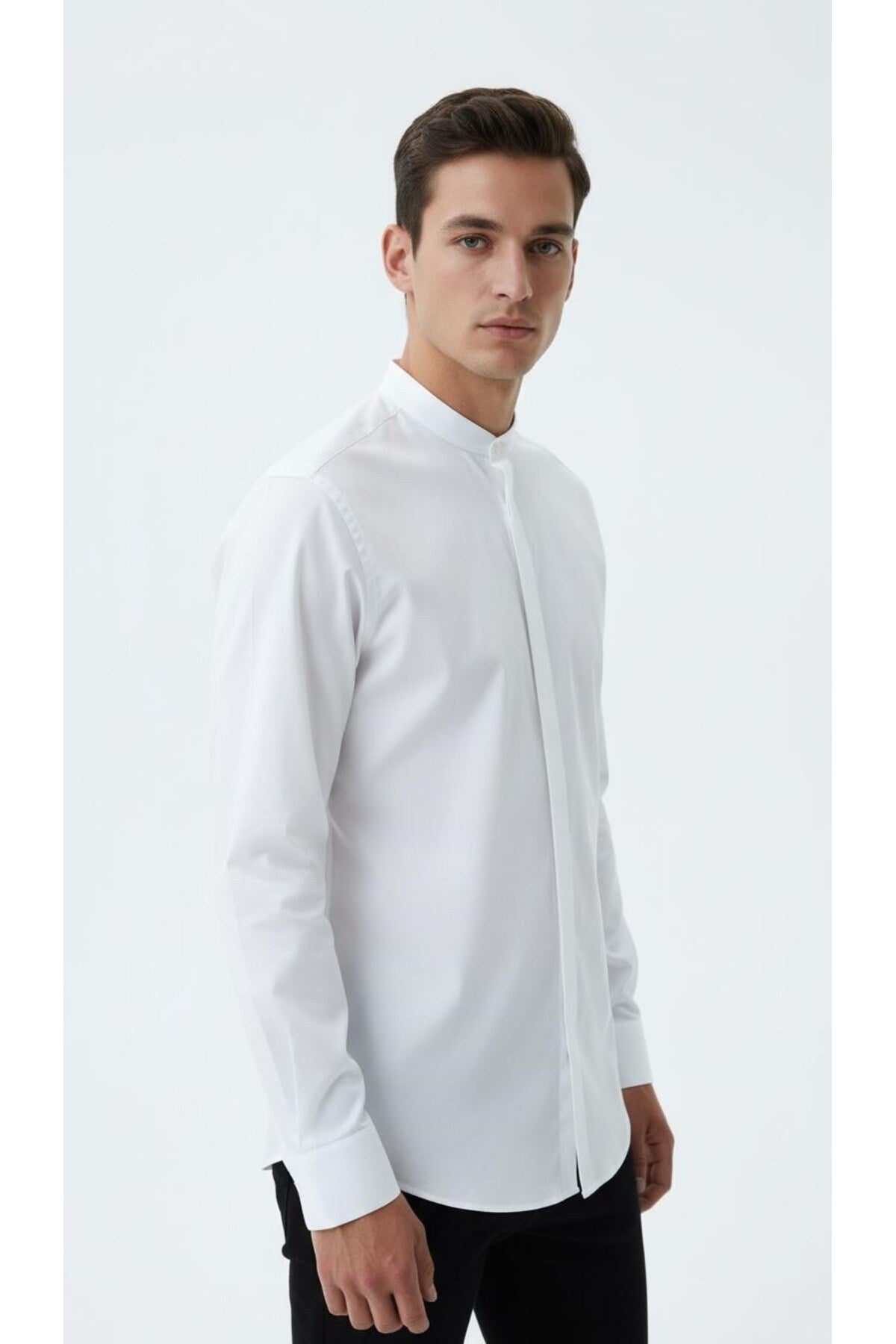 Erkek Hakim Yaka Slim Fit Gömlek – Şık, Modern, Uzun Kollu, Düz Model - Beyaz