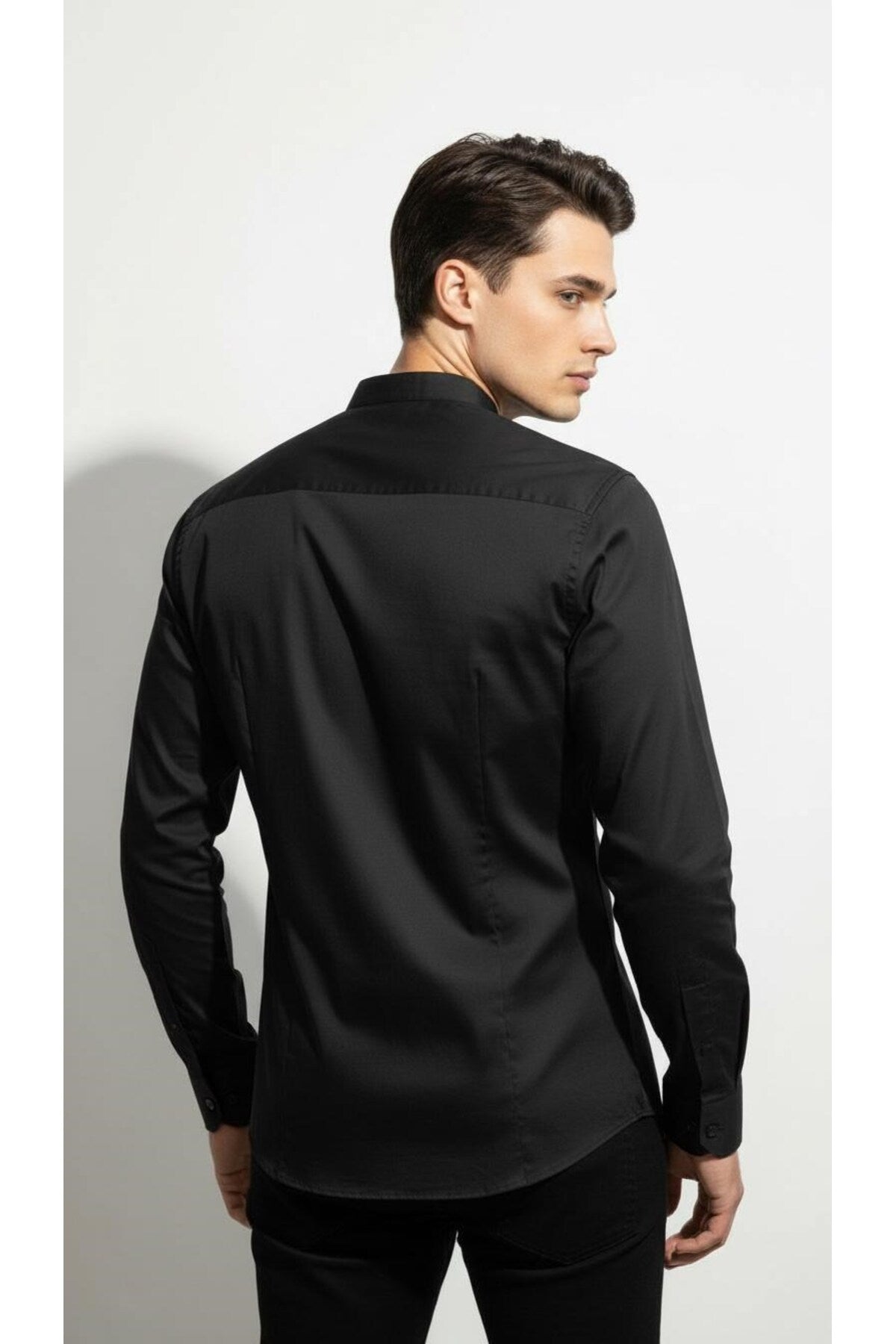 Erkek Hakim Yaka Slim Fit Gömlek – Şık, Modern, Uzun Kollu, Düz Model - Siyah