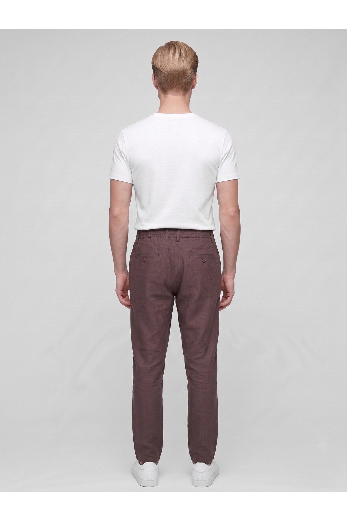 Erkek Keten Pantolon – Bağcıklı Bel, Slim Fit Rahat Kesim Yazlık Pantolon - Kahverengi
